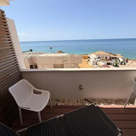 E Mar 4 بورتيماو