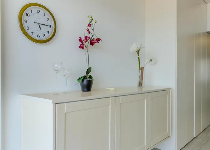 E Mar 4 * 波尔蒂芒