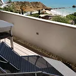 E Mar 4
